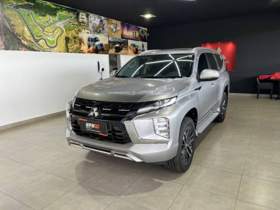 MITSUBISHI PAJERO SPORT 2.4 16V MIVEC TURBO DIESEL LEGEND AWD AUTOMÁTICO